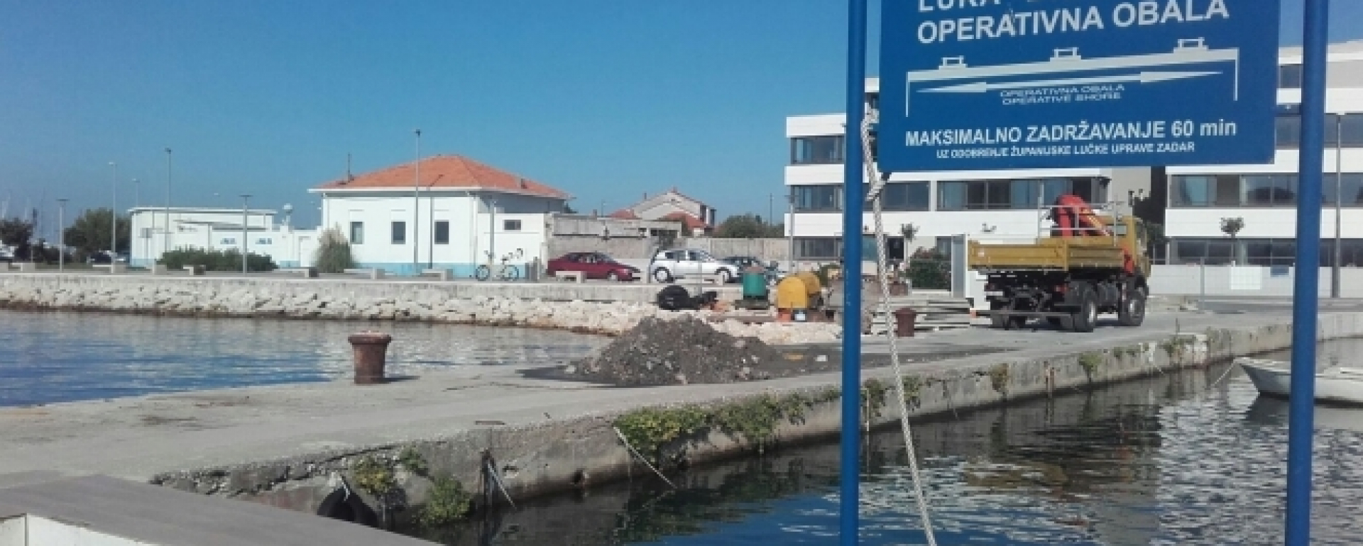 Započeli radovi na sanaciji gata u luci Draženica