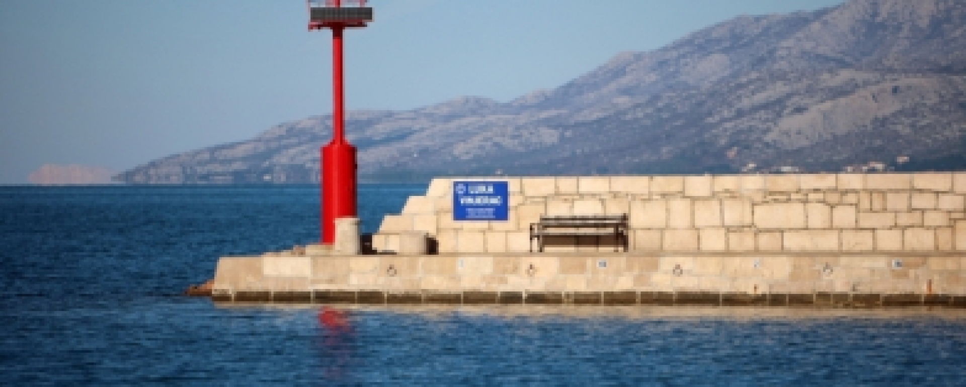 ZAVRŠENI RADOVI NA SANACIJI LUKOBRANA I MOLA U LUCI VINJERAC