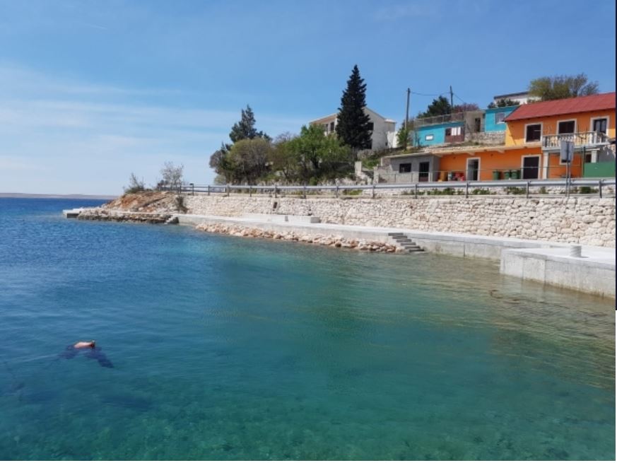 Pomorsko – građevinski radovi na sanaciji dijela rive u luci lokalnog značaja Tribanj Kruščica