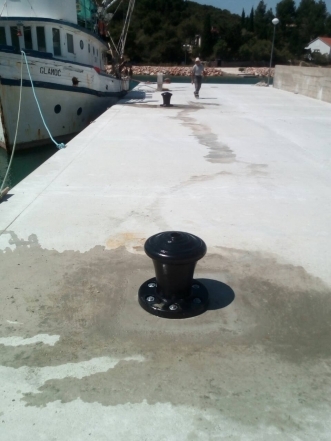Sanacija lukobrana u luci Žman na Dugom otoku (2017)